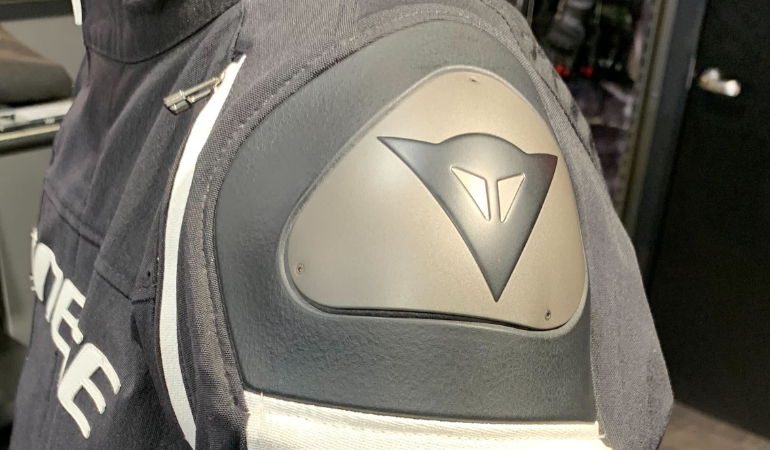 Y-3 リフレクティブ ナイロンジャケット 新品タグ付 Y-3（ワイスリー） Add. 宮崎